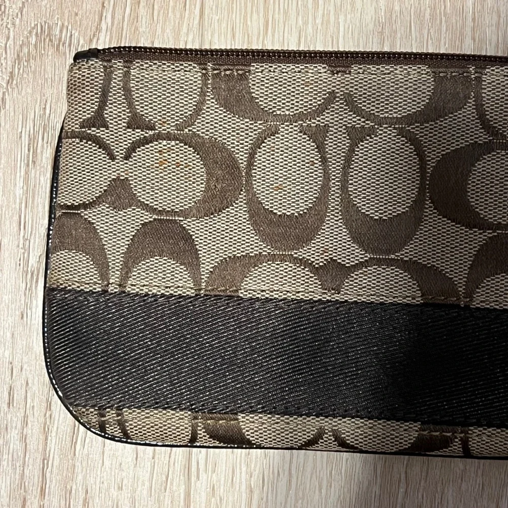 Coach Signature Monogram Brown Canvas Wristlet Pouch Zip Top